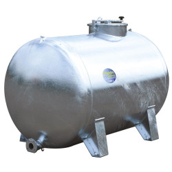 Water tanks on legs 1500 L